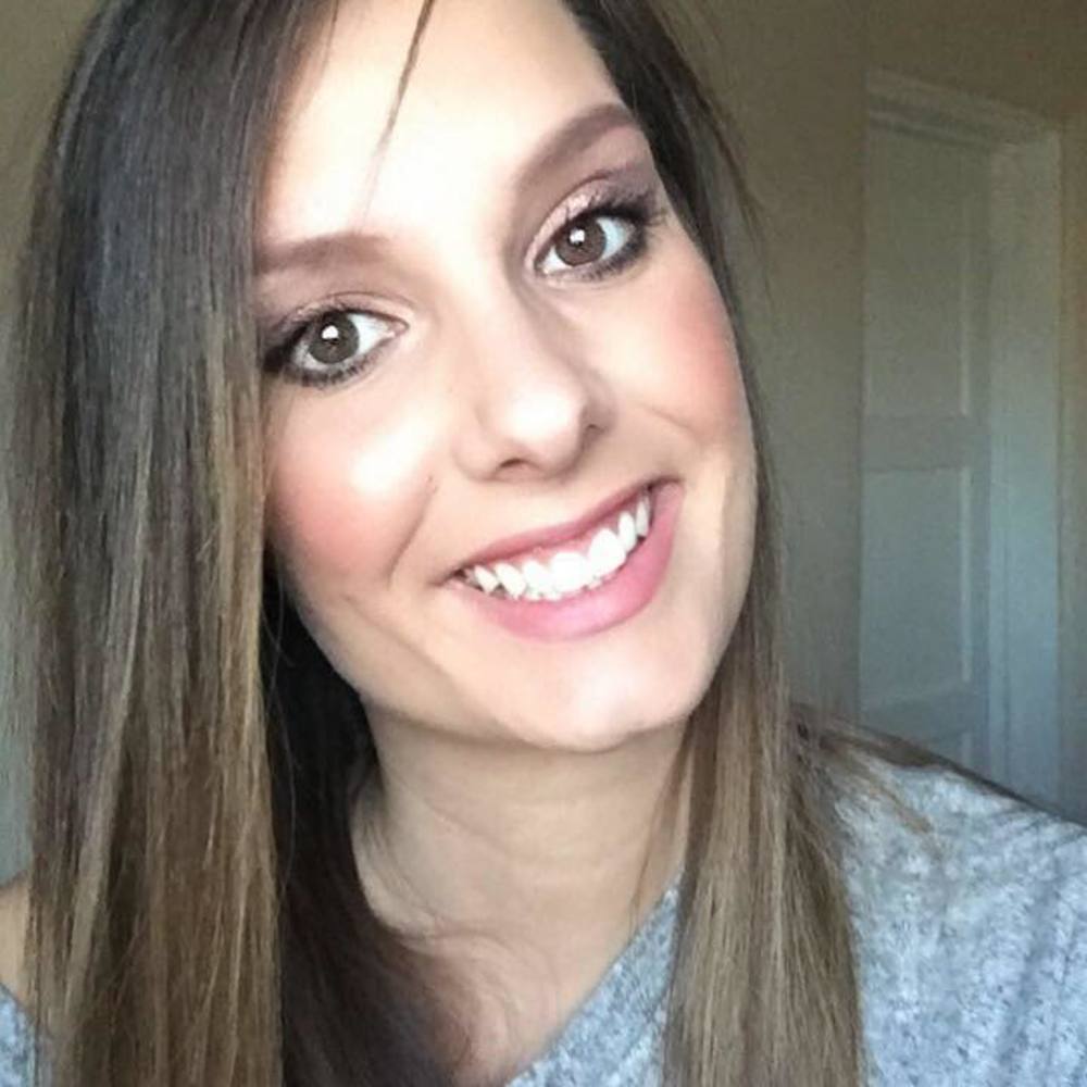 Meet your Posher, Caitie